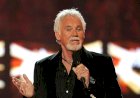 Country music icon Kenny Rogers has died