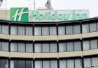 Melbourne’s Holiday Inn cluster grew to 11  amid some states impose border restrictions