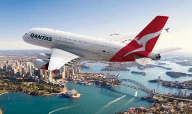 Australians living overseas cannot leave Australia if they return