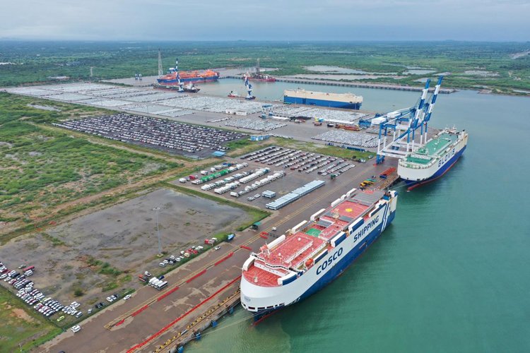 Hambantota International Port reaches 1 million MT benchmark for 2019