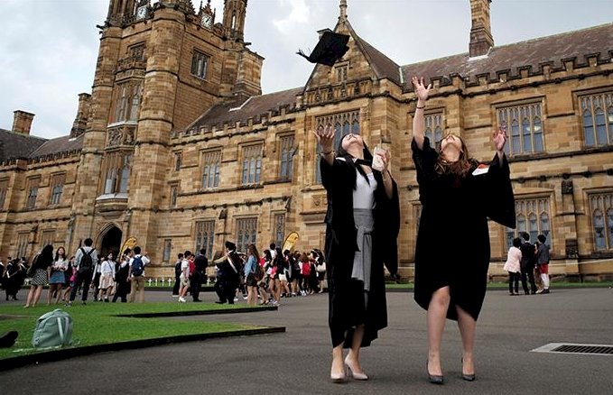 China tells students to avoid studying in Australia and tourists to stay away