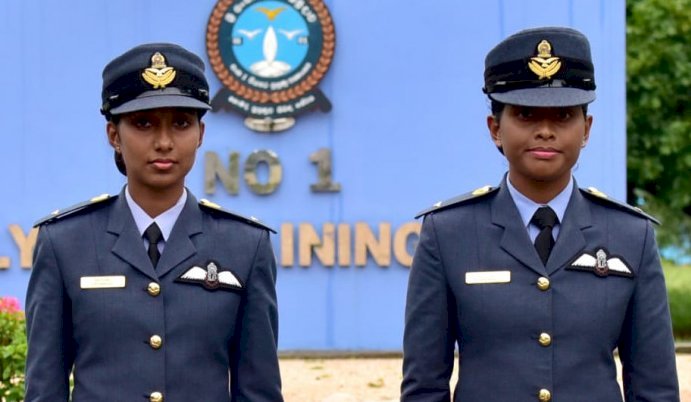 Two female officers commissioned as pilots for first time in SLAF history