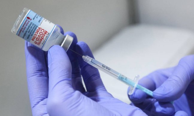 Moderna COVID-19 vaccine approved for use in Australia