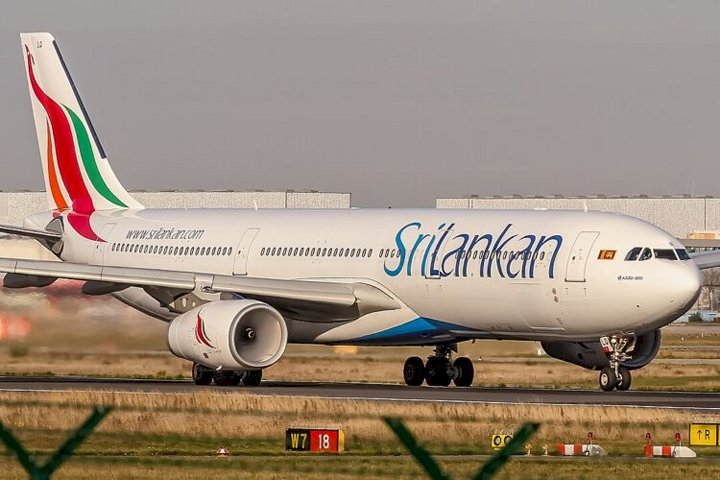 SriLankan Airlines Wants Emirates, Air India to Buy them After First Profit in 15 Years